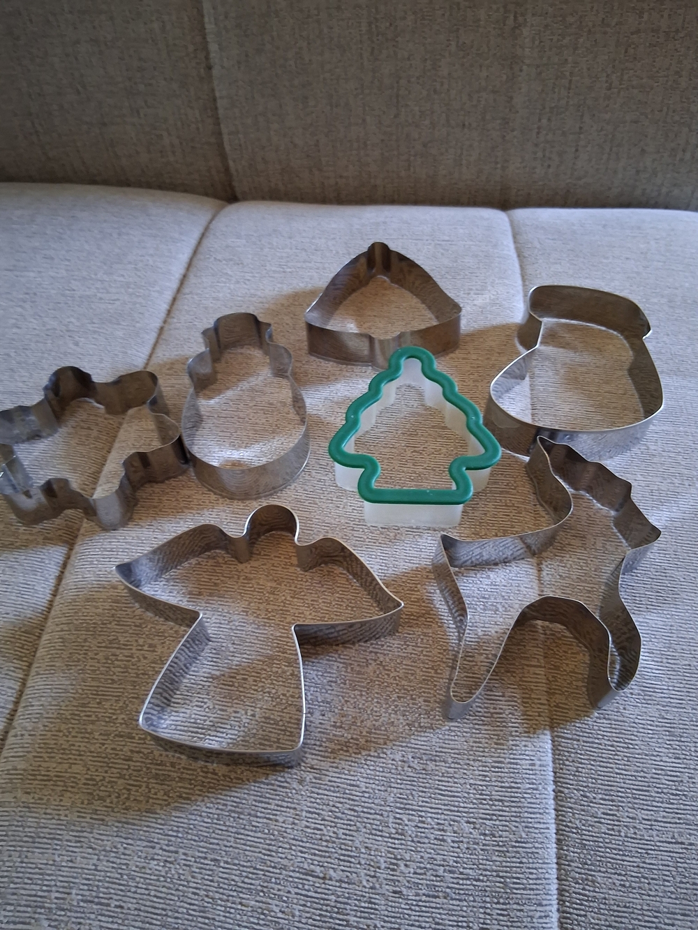 Holiday Cookie Cutter Lot Of 7 -4 Inch